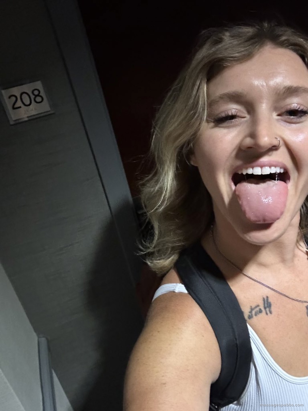 ade941088c78a1a02c67da012e0105cb.jpeg
