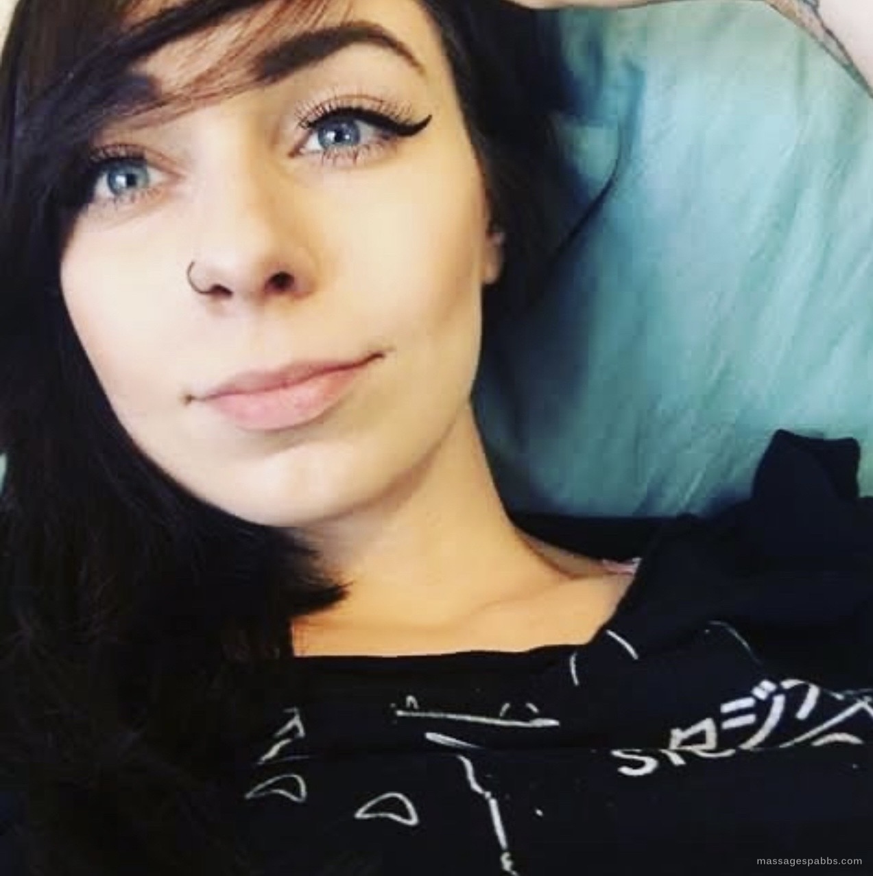 435a29daed32253f66962bb17afed2e1.jpeg