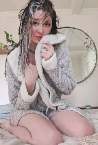 I offer Nuru massage with happy ending &amp; escort service  check my page first