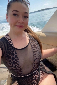 ❤️❤️I’m down for massage and body rubs I charge at cool rate instagram: sarahdean5660