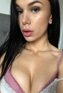 TOUCH SWEET AND NAUGHTY, CLEAN 100% VERIFIED ESCORT AND LICENSED MASSAGE THERAPIST.