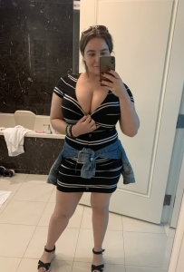 I’m available for ** ** and body massage WhatsApp @4423202510