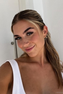 I AM A LICENSED MASSEUSE. +1 (480) 876-5643. I OFFER A FULL SENSUAL BODY MASSAGE AND ** MASSAGE