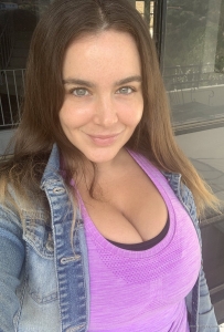 I’m available for ** ** and body massage text me on 4423202510 Snapchat  theresa_kent