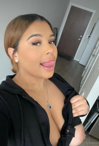 HMU NAUGHTY, CLEAN 100% VERIFIED ESCORT AND LICENSED MASSAGE THERAPIST