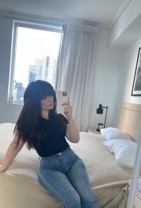 I offer Nuru massage at dope rate message me on text : 216-489-5227