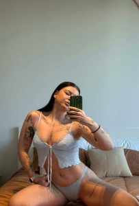 HMU NAUGHTY, CLEAN 100% VERIFIED ESCORT AND LICENSED MASSAGE THERAPIST