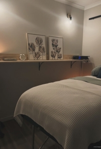 AVAILABLE TO MEET UP NOW 812-603-7209🥰 LICENSED AND DISCREET MASSAGE THERAPIST💯 LEGIT