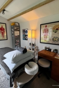KATE MASSAGE THERAPIST