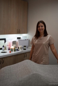 FULLY INSURED PROFESSIONAL MASSAGE THERAPIST
