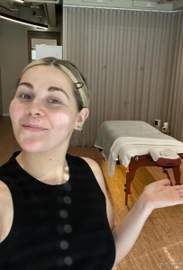 VISIST DERRON LICENSED MASSAGE STUDIO.