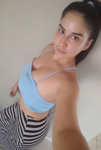 AVAILABLETO MEETUP NOW LICENSED AND DISCREET MASSAGE THERAPISTLEGIT