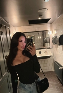 Hot🥵 and **y💦🍆massage 💕🥰therapy session